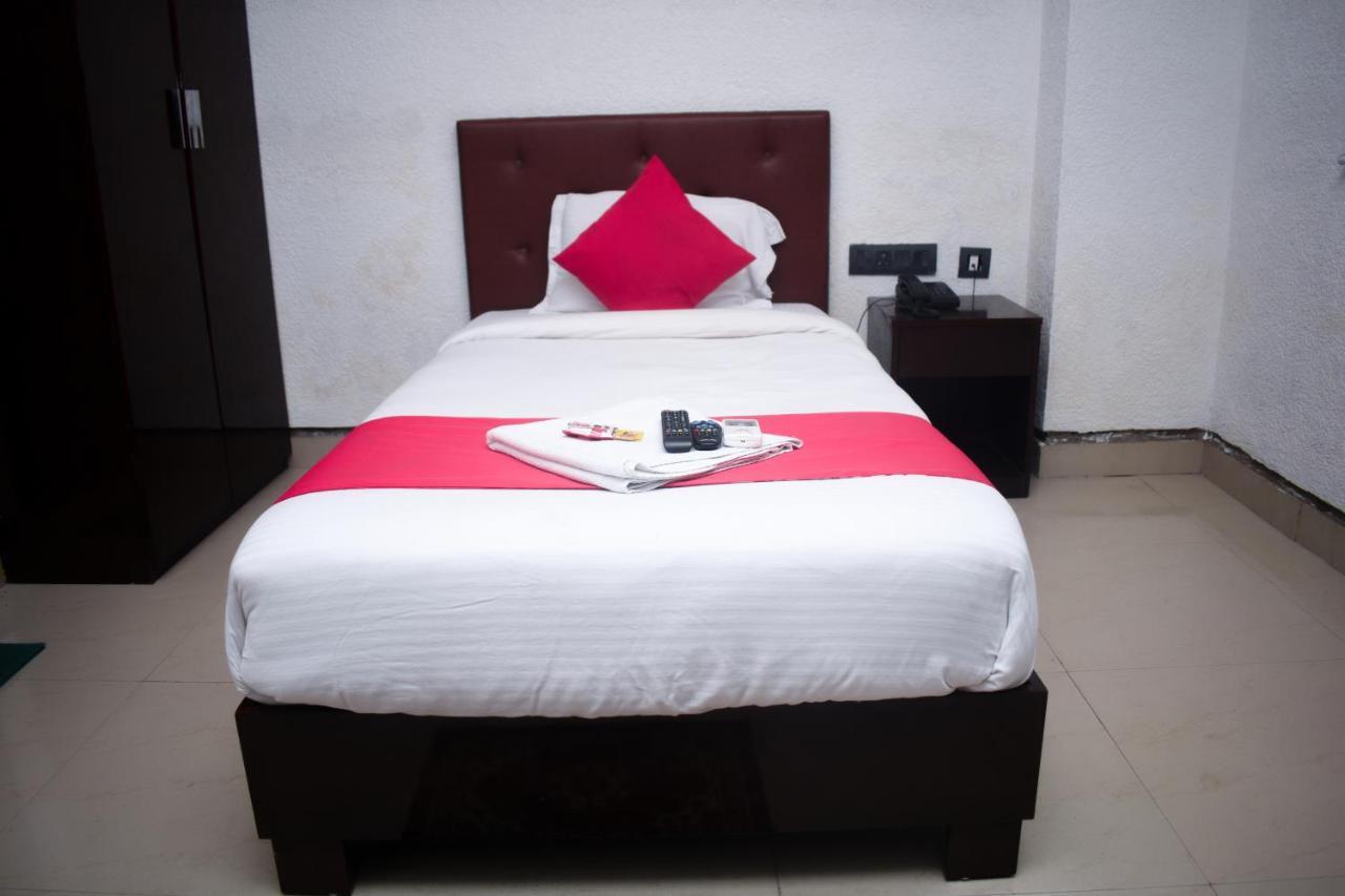Hotel Jaypee Inn Haora Екстер'єр фото